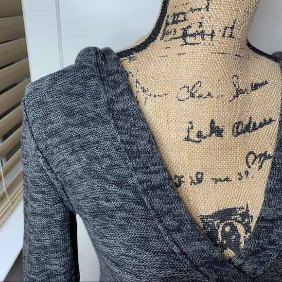 Roxy V-Neck Cuffed Sleeve Beach Sweater - Picture 4 of 13